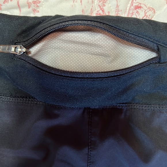 EUC NIKE Black Dri-Fit Running Short with Back Technology Pocket Size S - Picture 6 of 10